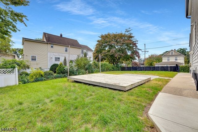 345 Broughton Ave, Bloomfield Twp., NJ 07003