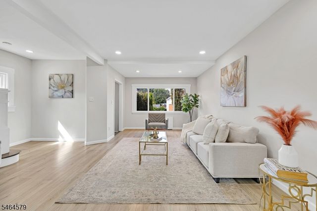 345 Broughton Ave, Bloomfield Twp., NJ 07003