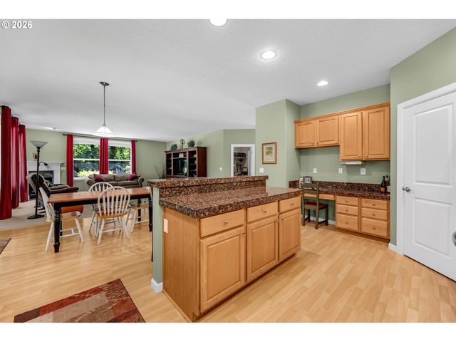 34133 Ne WINTERBROOK Way, Battle Ground, WA 98604