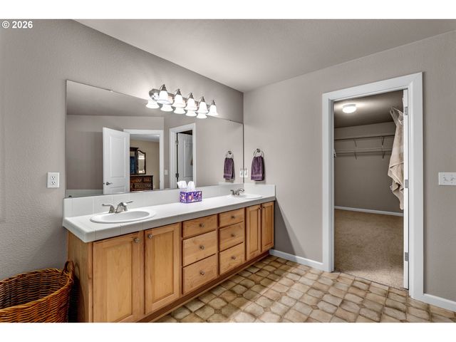 34133 Ne WINTERBROOK Way, Battle Ground, WA 98604