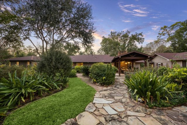 53 Rollingwood Drive, Houston, TX 77080