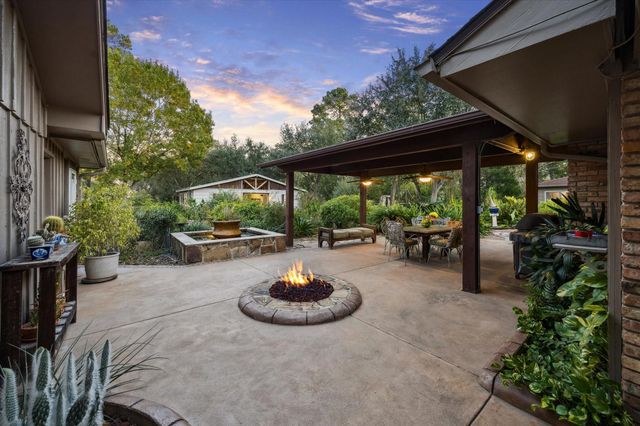 53 Rollingwood Drive, Houston, TX 77080