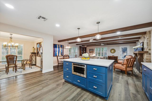 53 Rollingwood Drive, Houston, TX 77080