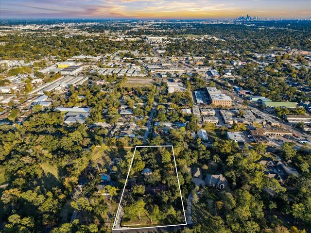 53 Rollingwood Drive, Houston, TX 77080