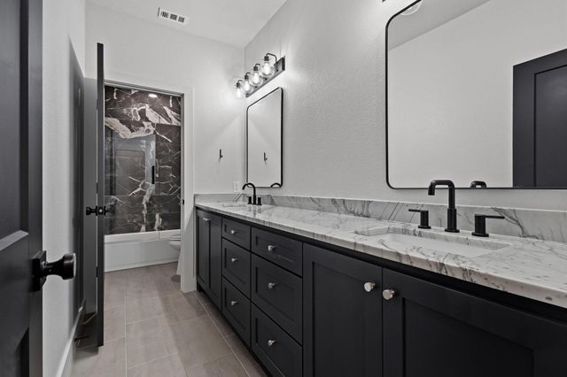 411 Kerfoot Drive, Gunter, TX 75058