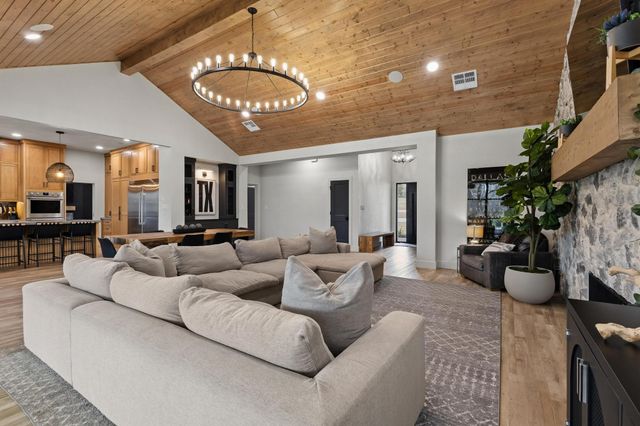 411 Kerfoot Drive, Gunter, TX 75058