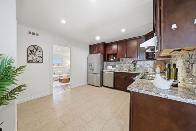 1658 Tierra Buena Drive, San Jose, CA 95121