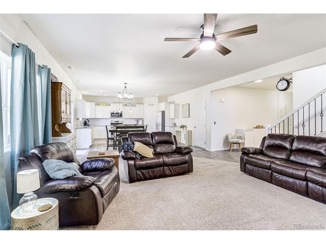 8102 Phyllite Dr, Colorado Springs, CO 80938