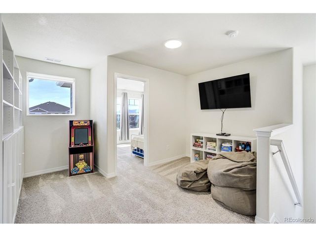8102 Phyllite Dr, Colorado Springs, CO 80938