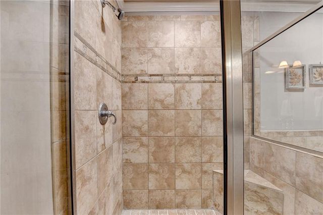 5915 Vista Brook Drive, Suwanee, GA 30024