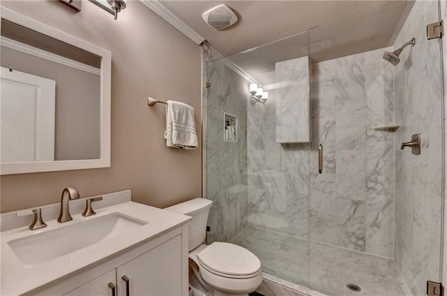 5915 Vista Brook Drive, Suwanee, GA 30024