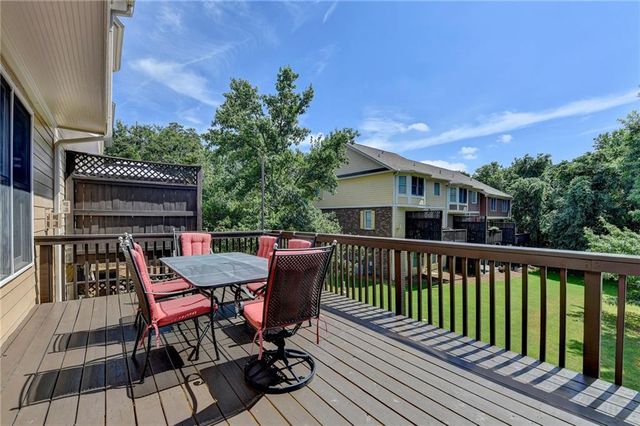 5915 Vista Brook Drive, Suwanee, GA 30024