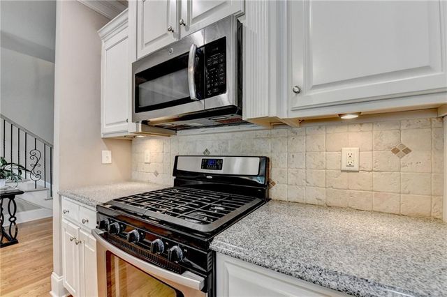 5915 Vista Brook Drive, Suwanee, GA 30024