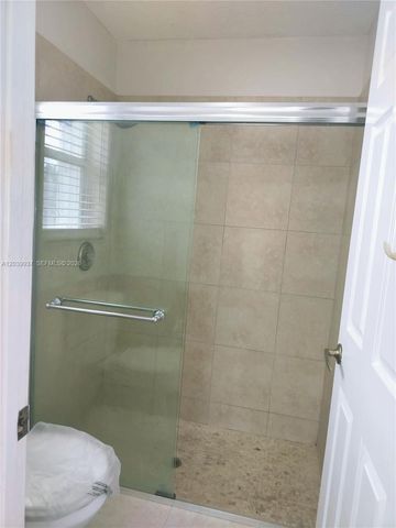 17883 SW 5th St, Pembroke Pines, FL 33029