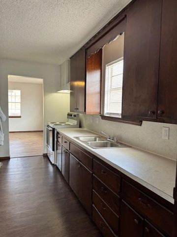 1410 NE 11th Street, Oklahoma City, OK 73117