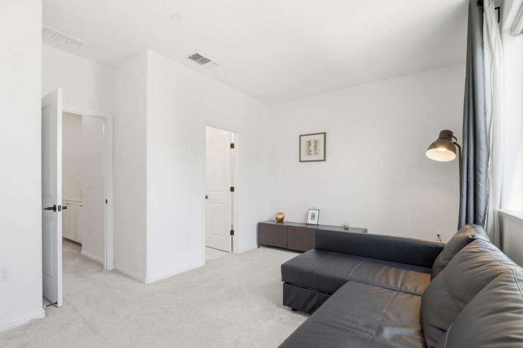 Image 19 of property listing at 6709 Magnetic Loop, San Jose, CA 95119