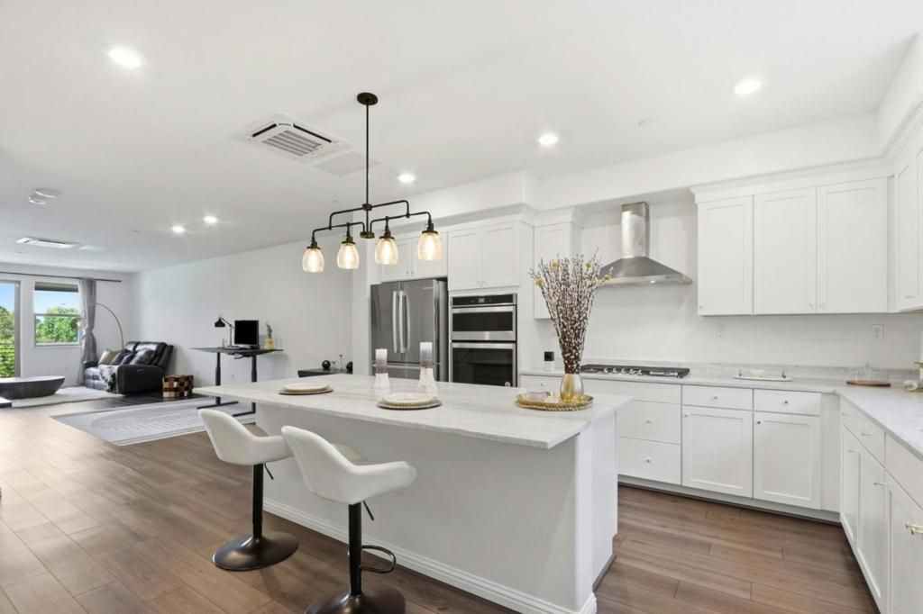 Image 2 of property listing at 6709 Magnetic Loop, San Jose, CA 95119