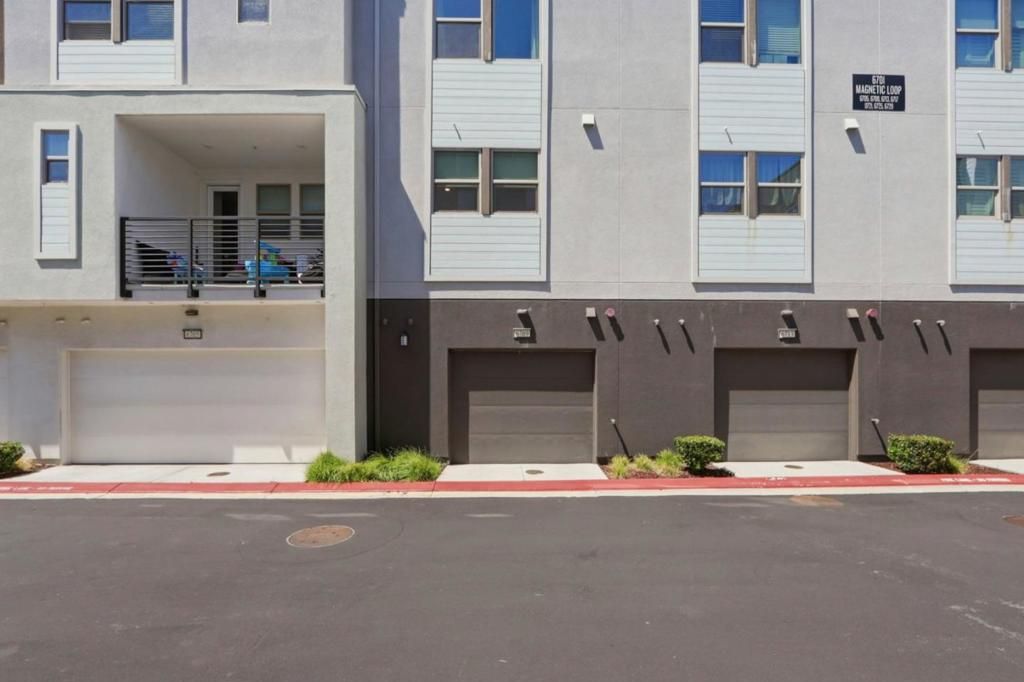 Image 34 of property listing at 6709 Magnetic Loop, San Jose, CA 95119