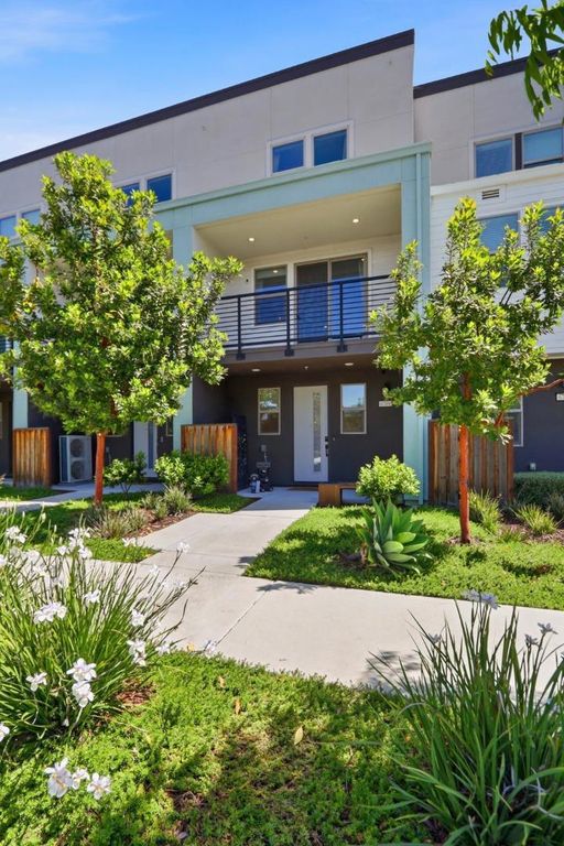 Image 4 of property listing at 6709 Magnetic Loop, San Jose, CA 95119