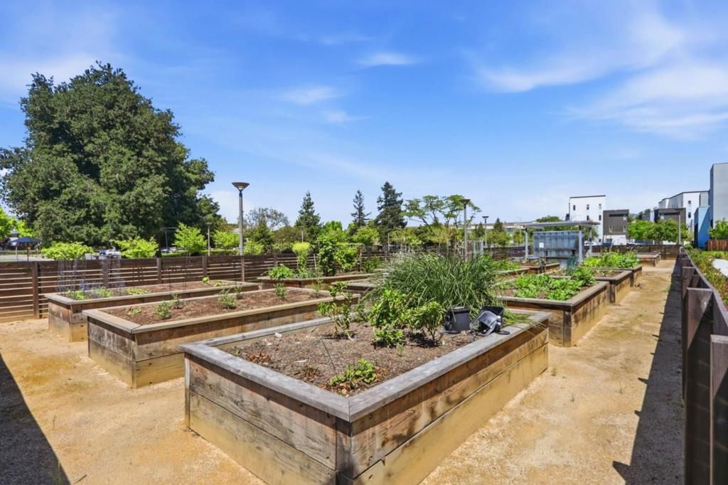 Image 43 of property listing at 6709 Magnetic Loop, San Jose, CA 95119