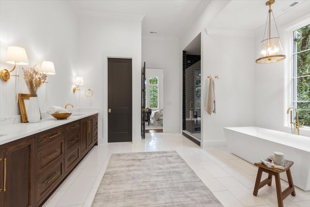 438 Lynnwood Blvd, Nashville, TN 37205