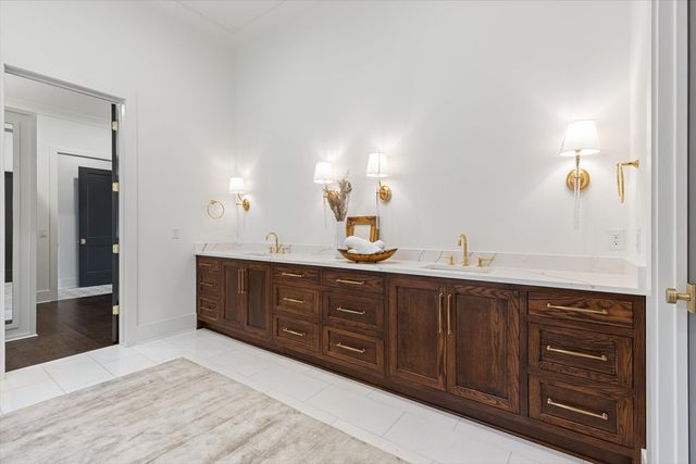 438 Lynnwood Blvd, Nashville, TN 37205