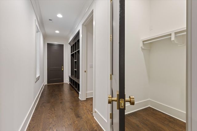 438 Lynnwood Blvd, Nashville, TN 37205