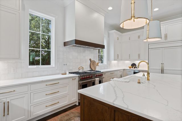 438 Lynnwood Blvd, Nashville, TN 37205