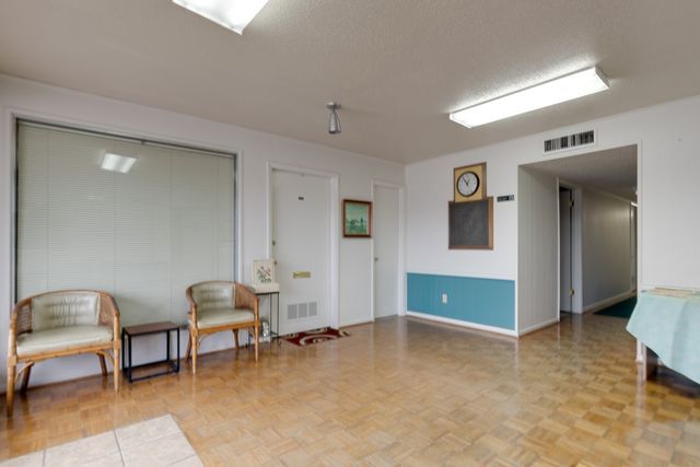 3600 W Pioneer Parkway 15, Pantego, TX 76013