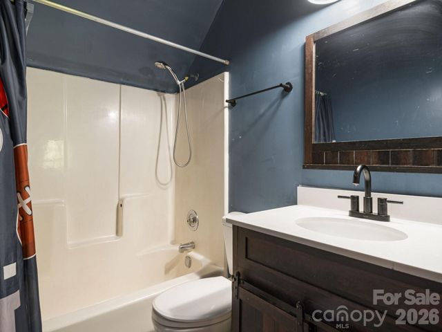 262 Gibson Branch Road, Clyde, NC 28721