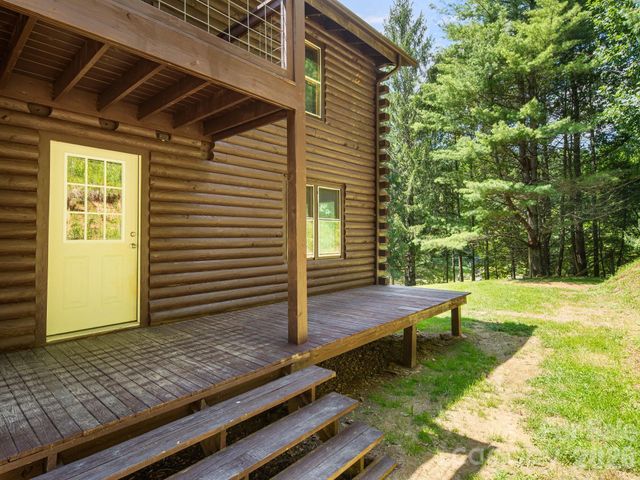 262 Gibson Branch Road, Clyde, NC 28721