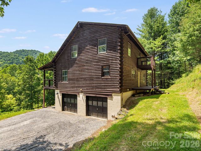 262 Gibson Branch Road, Clyde, NC 28721