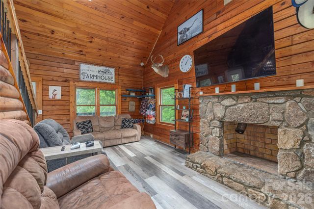 262 Gibson Branch Road, Clyde, NC 28721