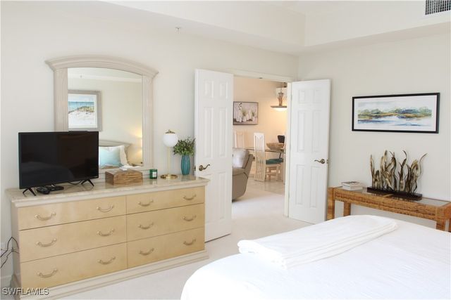 6660 Beach Resort DR 1005, Naples, FL 34114