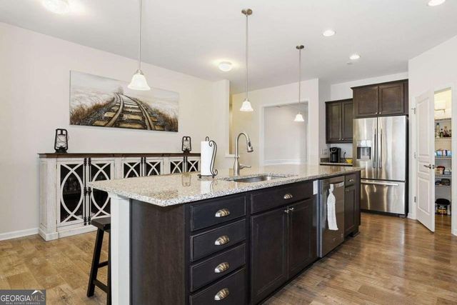 110 Wood Hollow Drive, Woodstock, GA 30188