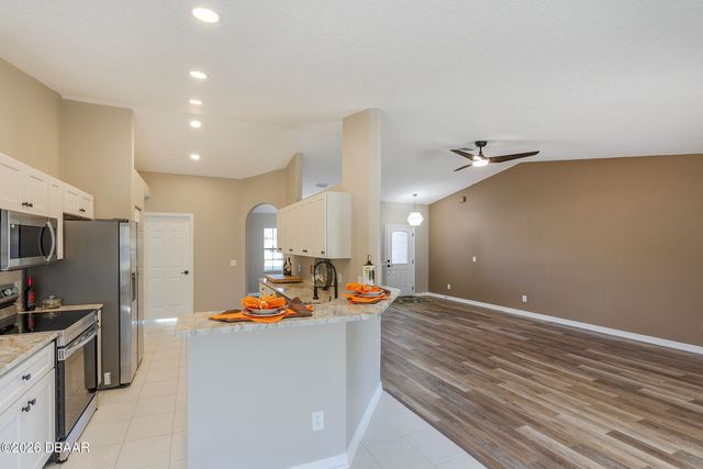 9 Slipper Flower Path E, Palm Coast, FL 32164