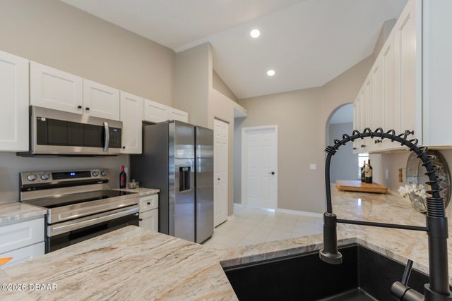 9 Slipper Flower Path E, Palm Coast, FL 32164