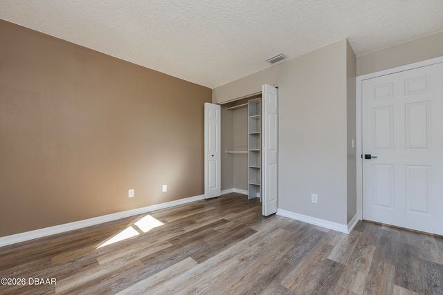 9 Slipper Flower Path E, Palm Coast, FL 32164