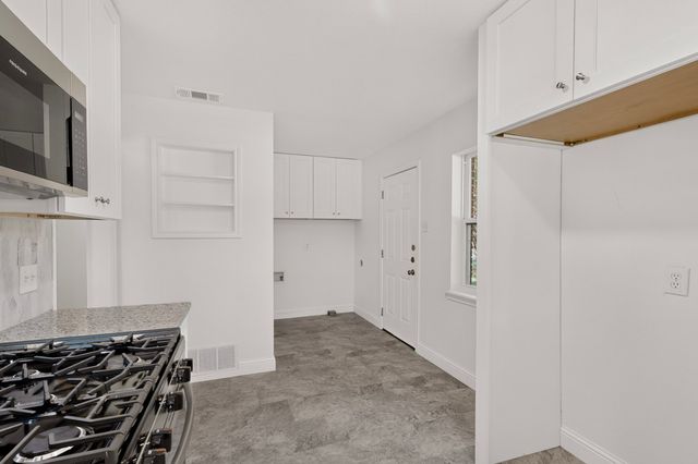 405 Easton Road, Dallas, TX 75218