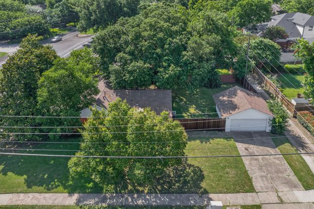 405 Easton Road, Dallas, TX 75218