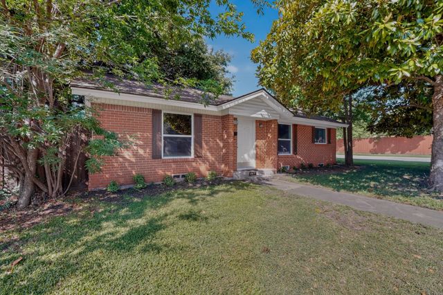405 Easton Road, Dallas, TX 75218