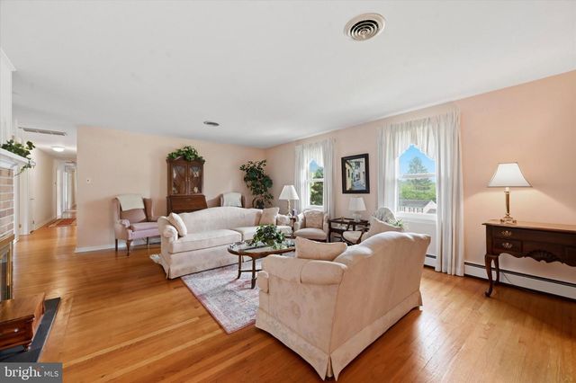 101 CASWALLEN DR, West Chester, PA 19380