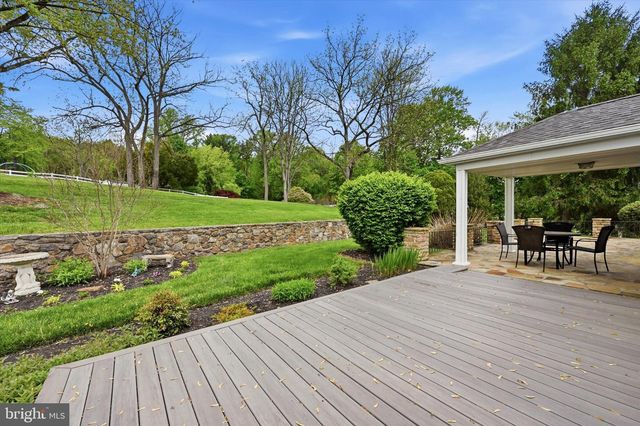 101 CASWALLEN DR, West Chester, PA 19380
