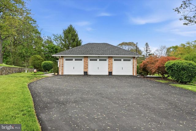 101 CASWALLEN DR, West Chester, PA 19380