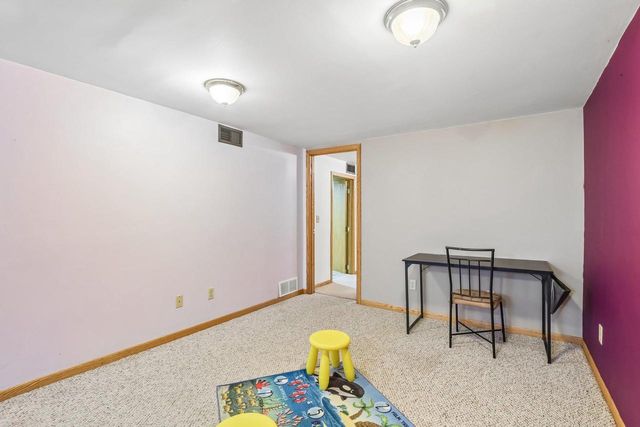 5509 Dahlen Drive, Madison, WI 53705