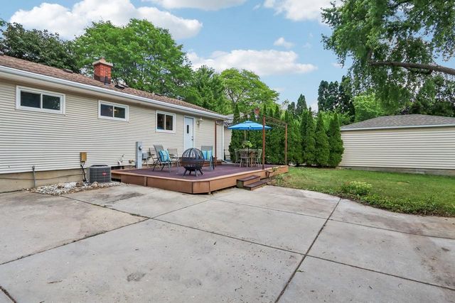 5509 Dahlen Drive, Madison, WI 53705