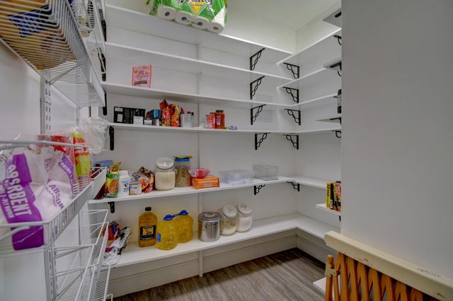 1812 Quiet Lane SW, Albuquerque, NM 87105