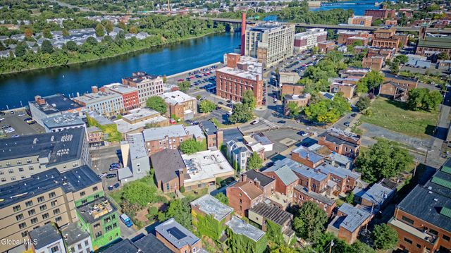 2142 5th Avenue, Troy, NY 12180