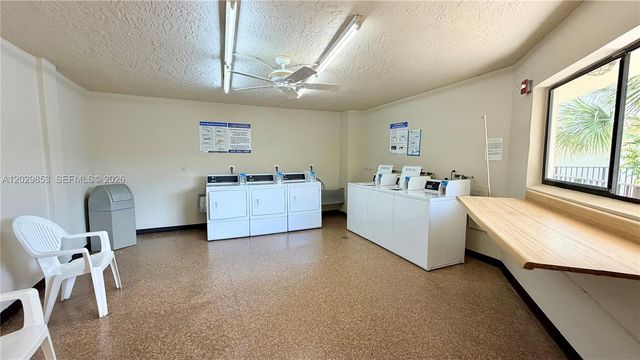 8045 SW 107th Avenue 309, Miami, FL 33173
