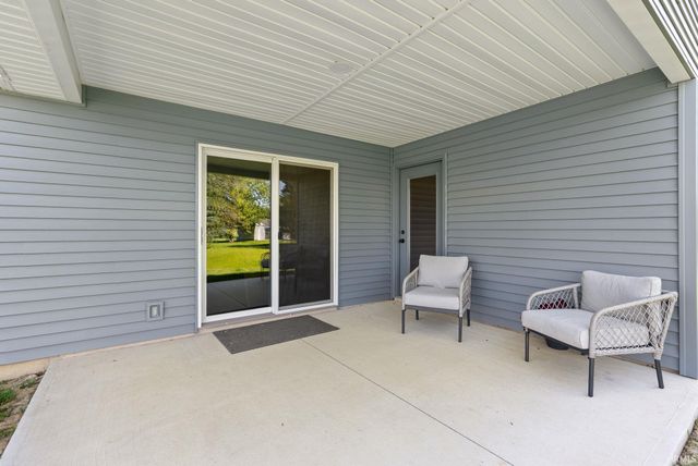 113 Paul Court, Roanoke, IN 46783